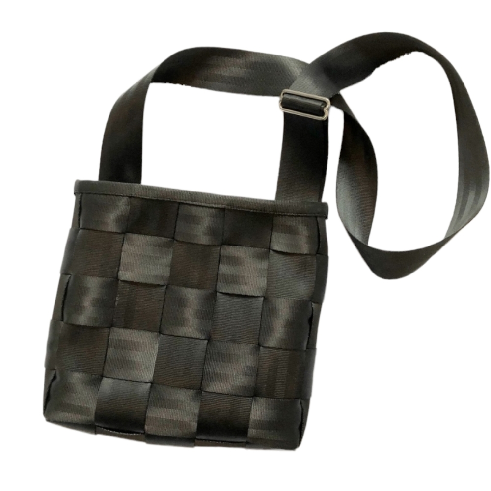 Harveys Seatbelt messenger bag